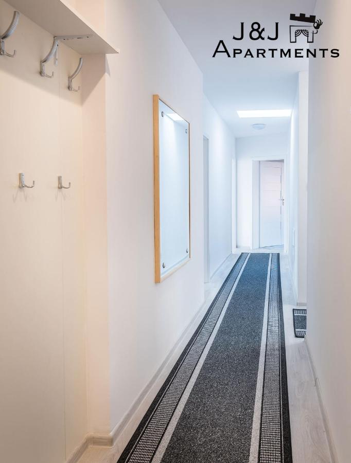 J&J Apartments Lazienna 30 - 12 Торунь Экстерьер фото